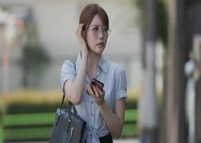 Cô Minami Aizawa lần đầu làm phóng viên và phải trải qua một trải nghiệm không mong muốn